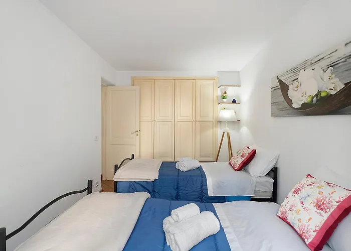 La Perla House Maison d'hôtes 3*