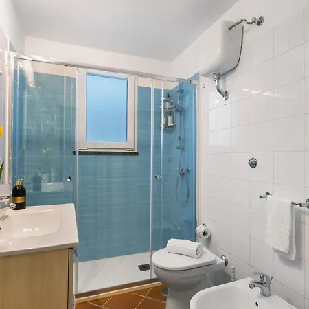 La Perla House Penzion