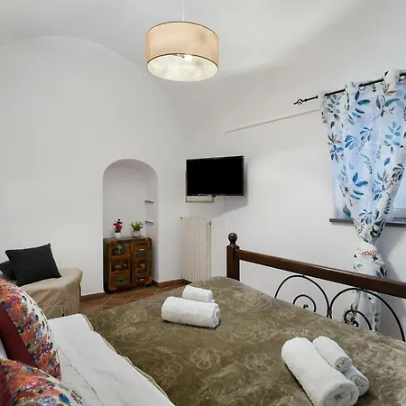 La Perla House Guest house 3*